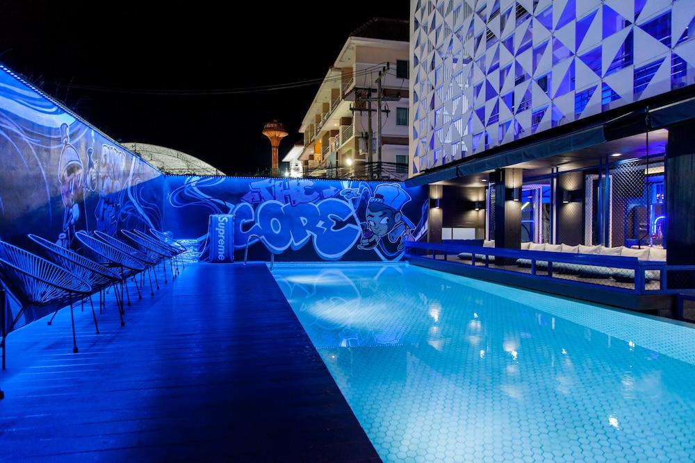 צ'יאנג מאי The Core Gallery Hotel מראה חיצוני תמונה